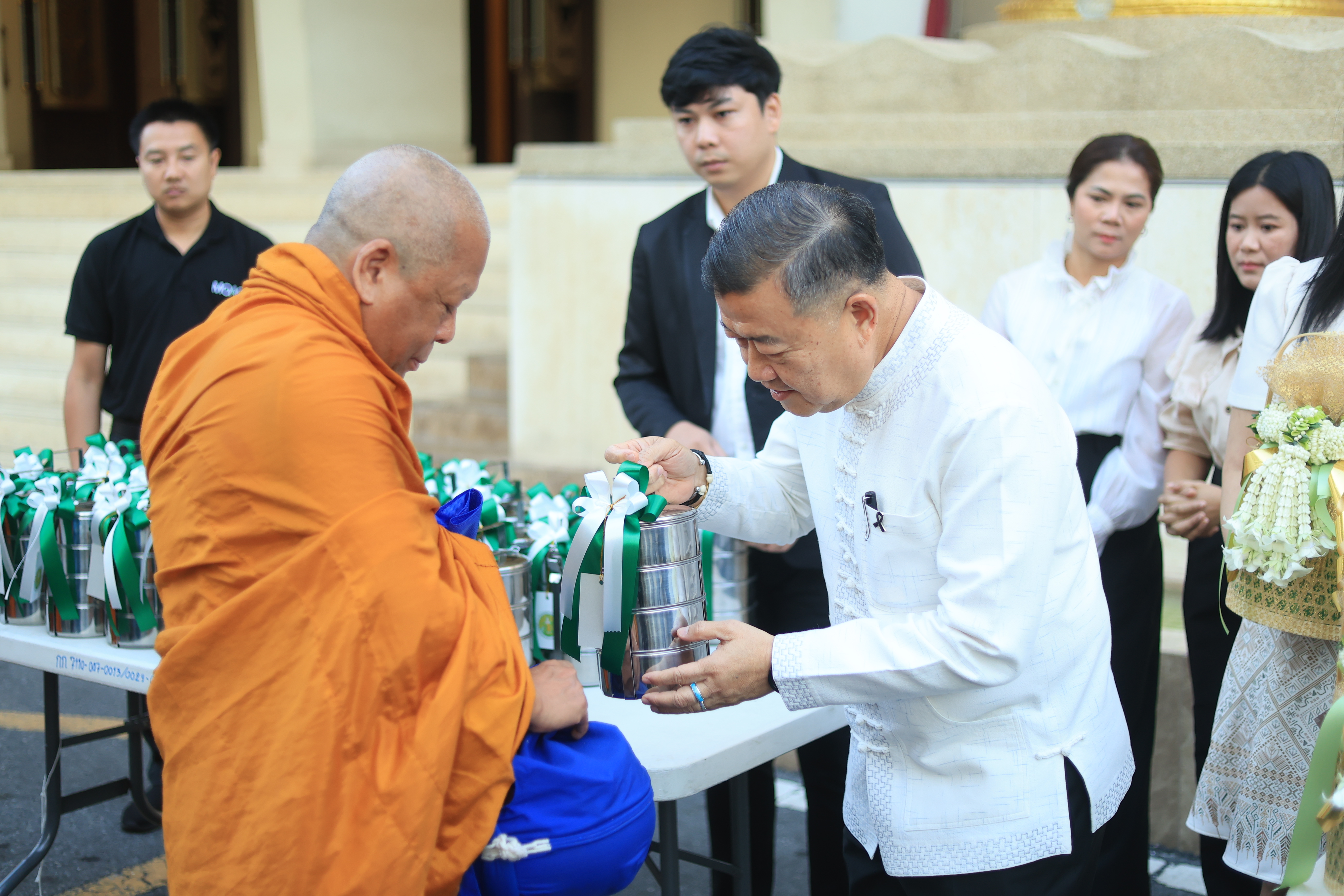 title - ส.ป.ก. ร่วมพิธีทำบุญตักบาตรของกระทรวงเกษตรและสหกรณ์ พร้อมสวัสดีปีใหม่ผู้บริหารกระทรวงเกษตรและสหกรณ์เนื่องในเทศกาลปีใหม่ พุทธศักราช 2569